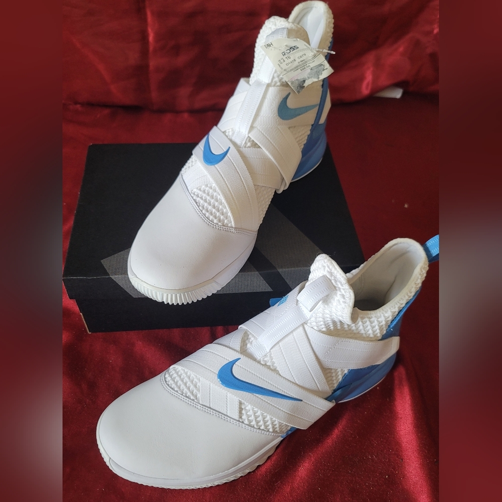 Nike White and Blue Athletic Sneakers
